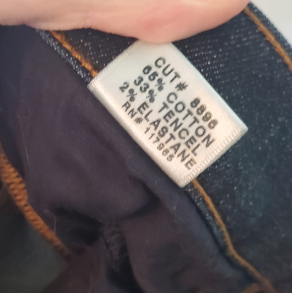 J Brand Skinny Leg Jeans in Enchanted 811O212 - Picture 9 of 12